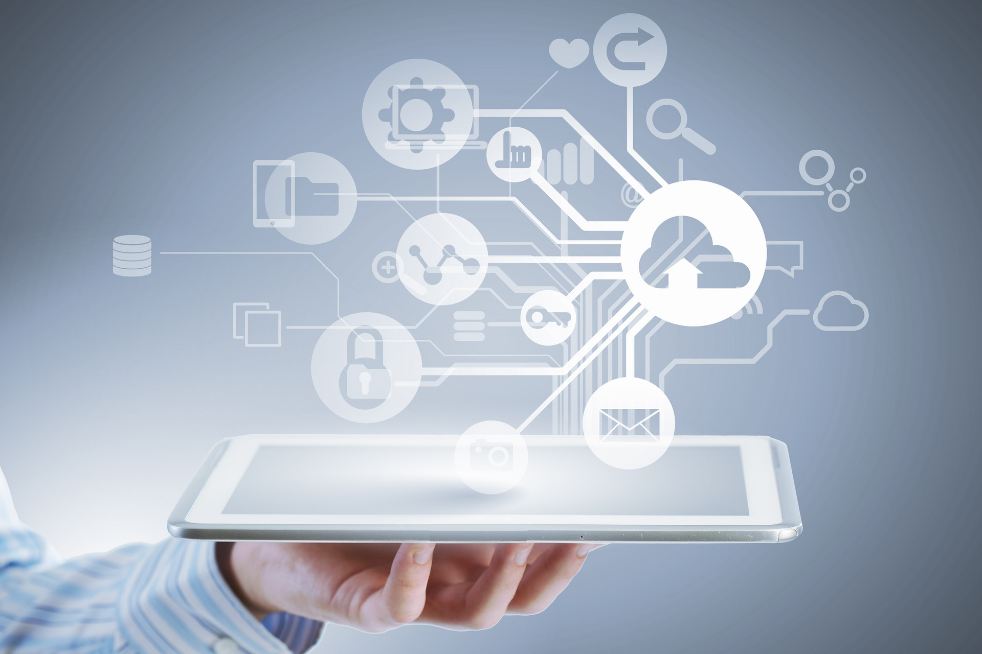 與廈門大學(xué)、華僑大學(xué)、廈門理工(gōng)學(xué)院聯合進行(xíng)專項技術攻關合作(zuò)案例